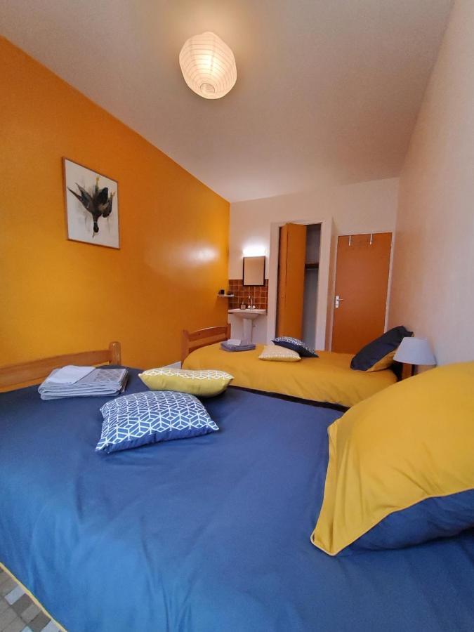 Chez Jollyjune, A Moins D'Une Heure Du Mont Saint Michel Champeaux 外观 照片